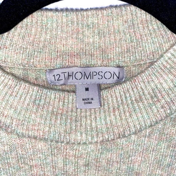 12 Thrompson- multicolored sweater- size M - Picture 2 of 4